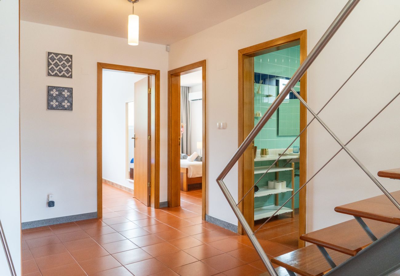 House in Lagoa - Caloura Essence