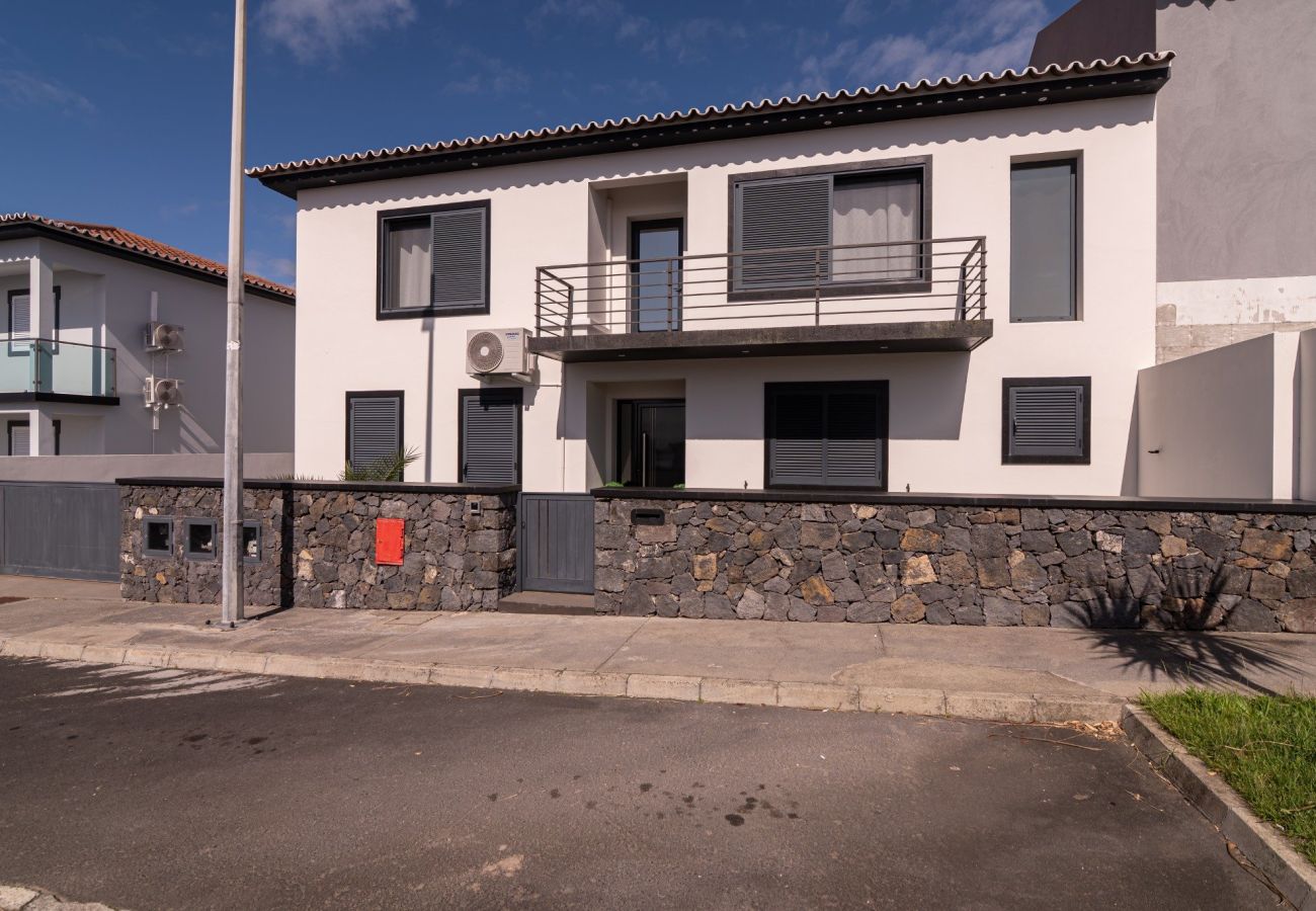 Villa in Ponta Garça - The Atlantic Pearl