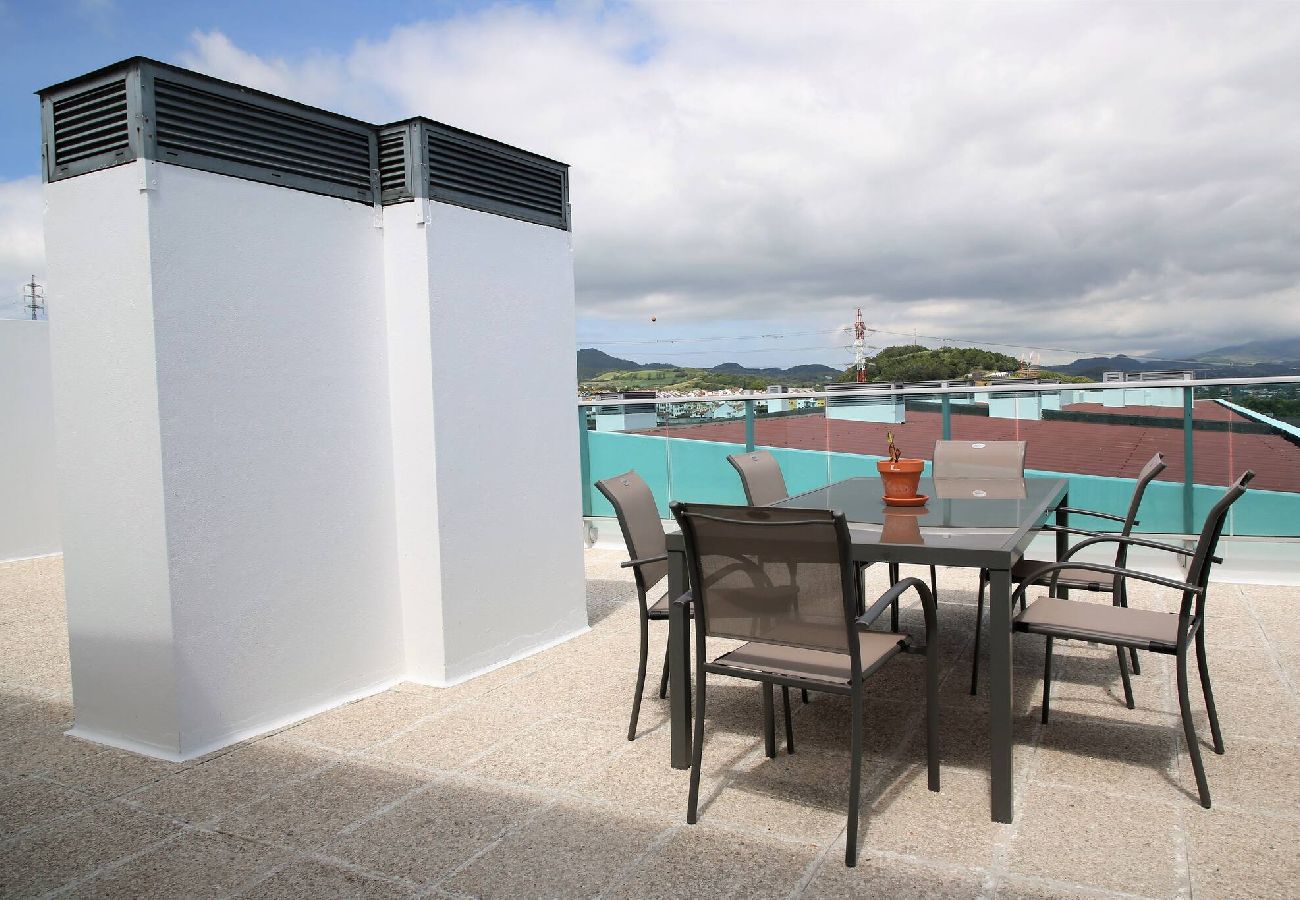 Résidence à Ponta Delgada - Rooftop Terrace Apartment PDL