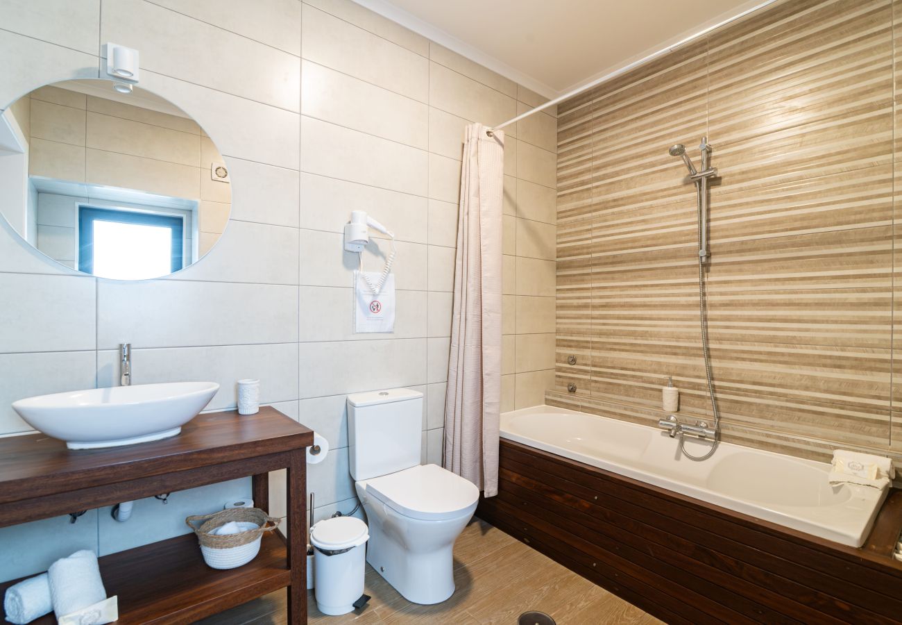 Chambres d'hôtes à Capelas - Vila Rosario - Suite Room